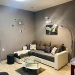 Lovre Apartamento *