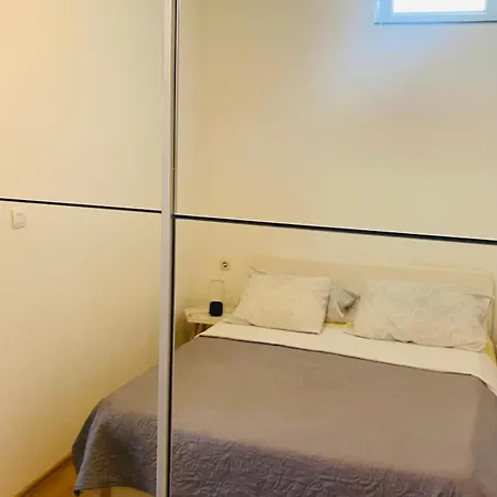Lovre Lägenhet