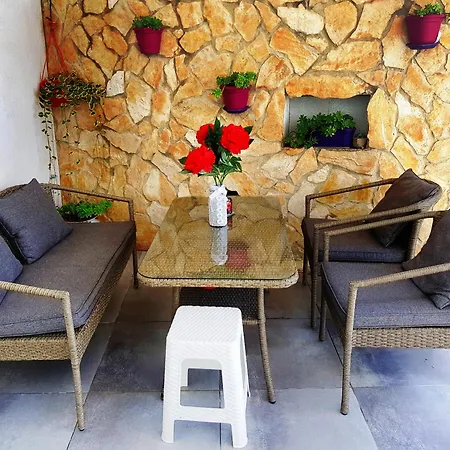 Apartment Lovre *