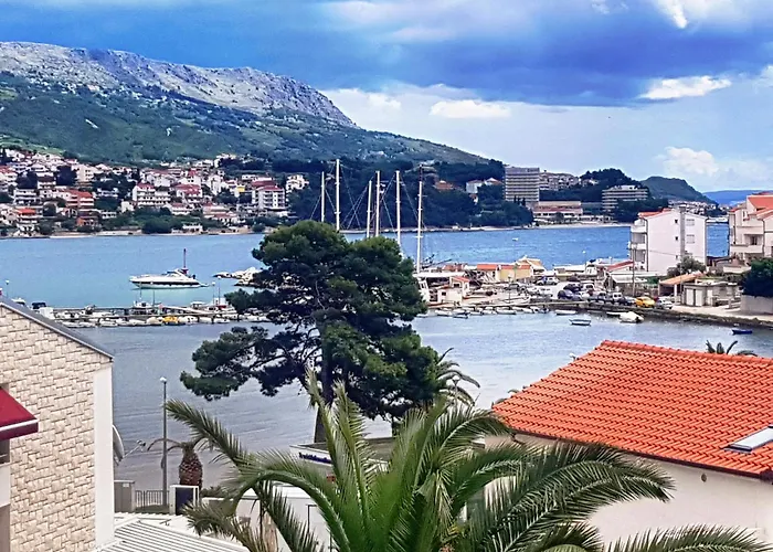 Lovre Апартаменти